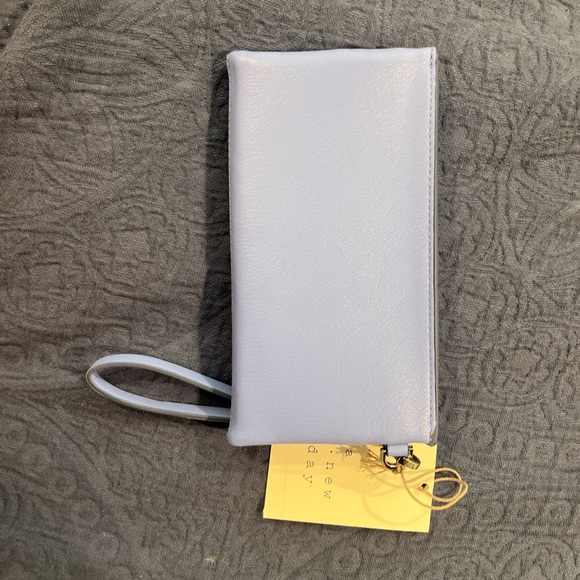 A. New. Day. purple/ blue wallet - Picture 1 of 3